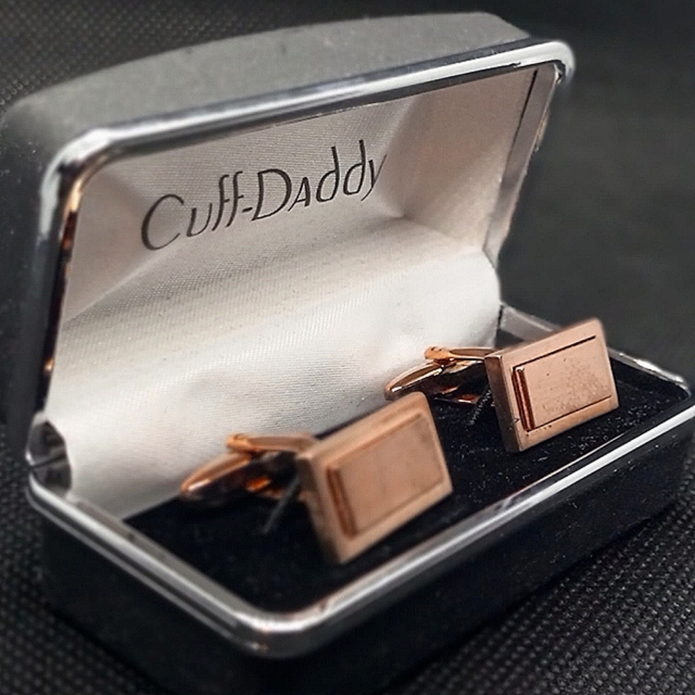 New in Box Cuff-Daddy Cuff Links - Picture 2 of 4